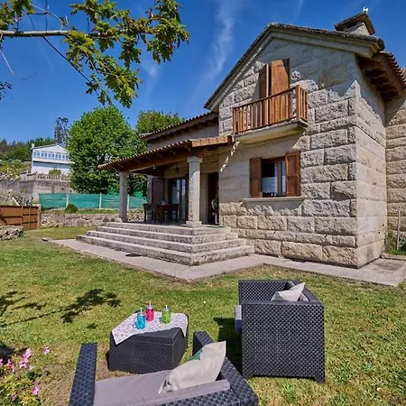 Holiday home A Carballeira